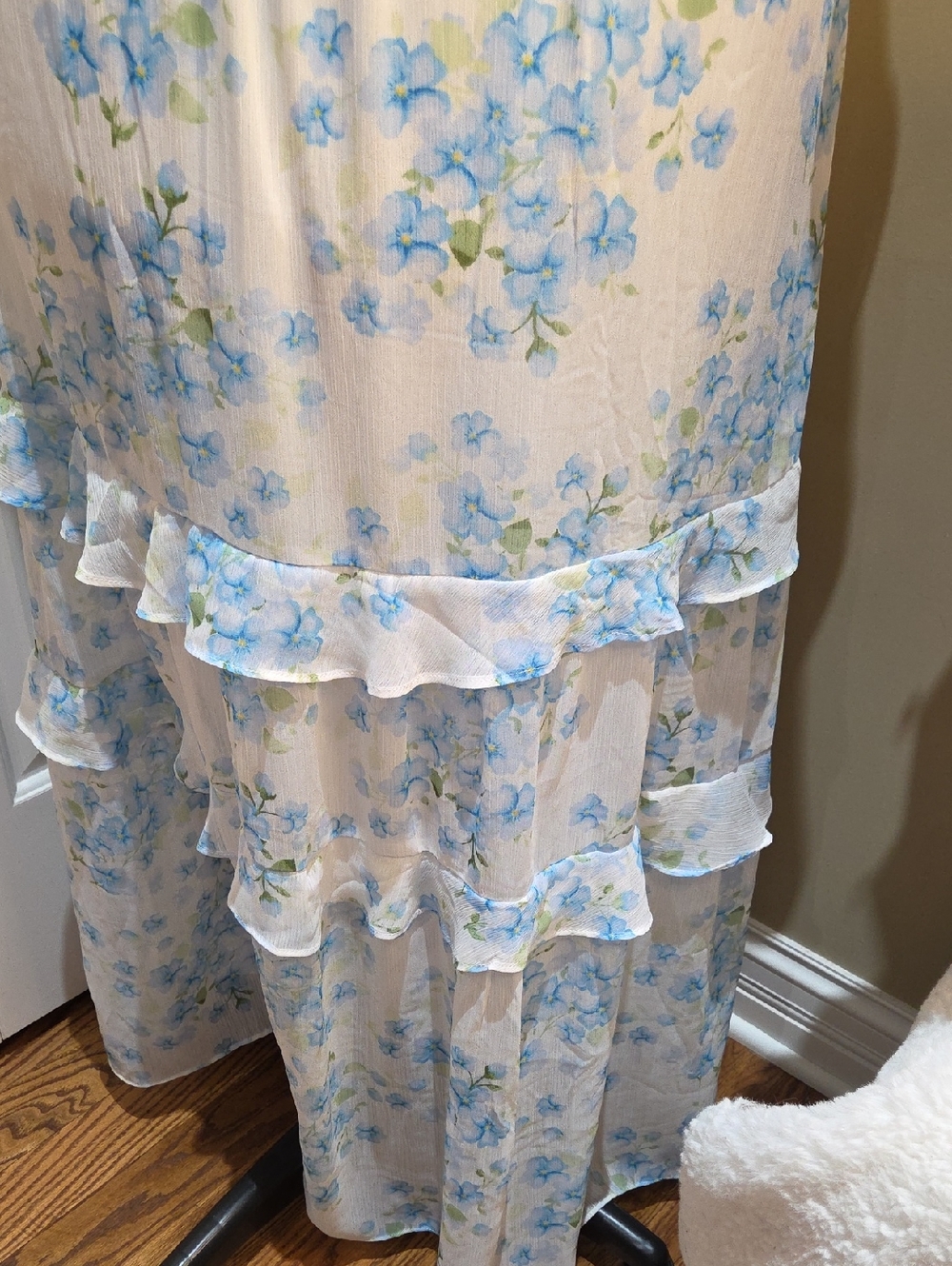 Nwot 2X Tamara H White Maxi Dress with BLUE and Green Floral Print Box 1 - Picture 13 of 17